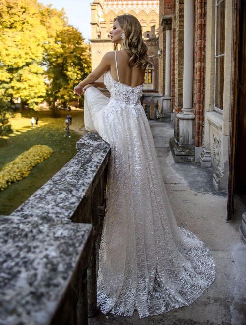 https://elisebride.ro/images/stories/virtuemart/product/VWD_SN_05       (3).jpg
